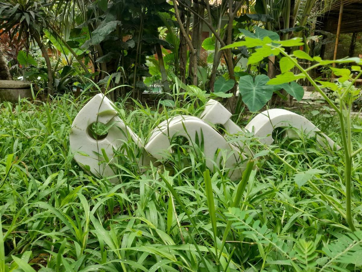 Nha Lua Homestay นิญบิ่ญ ภายนอก รูปภาพ