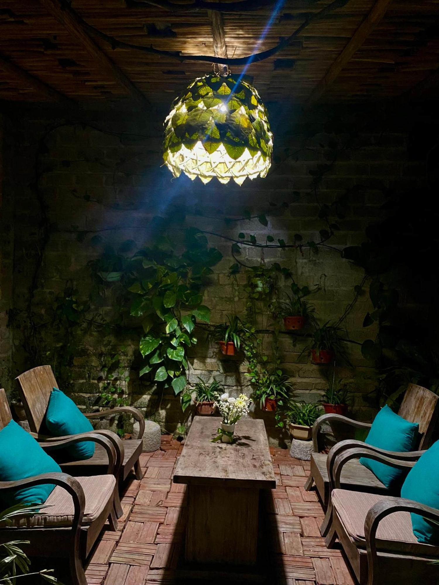 Nha Lua Homestay นิญบิ่ญ ภายนอก รูปภาพ